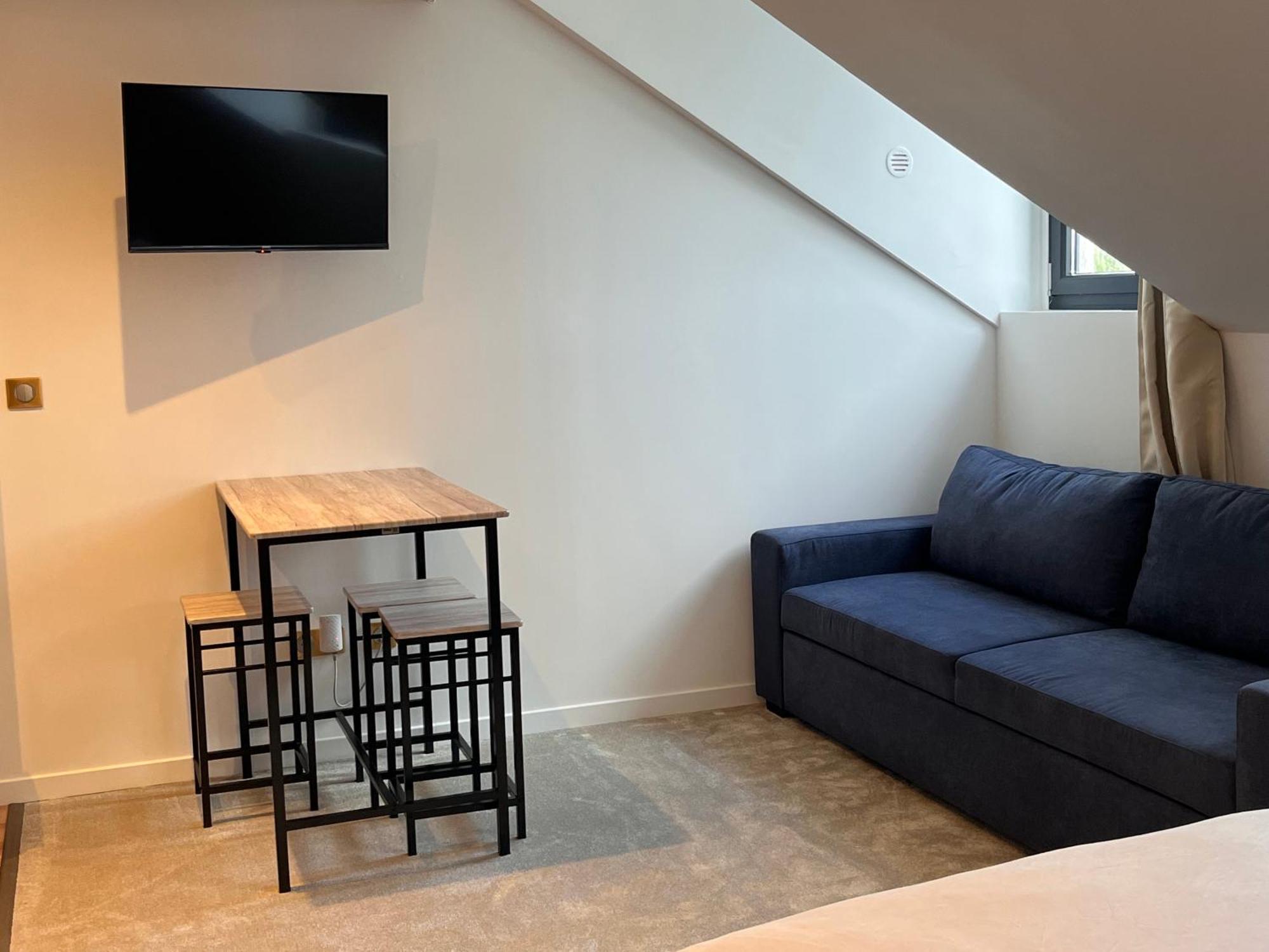 Hdg Hotel Gare De L'Isle Adam Appart'S Hotel Parmain 外观 照片