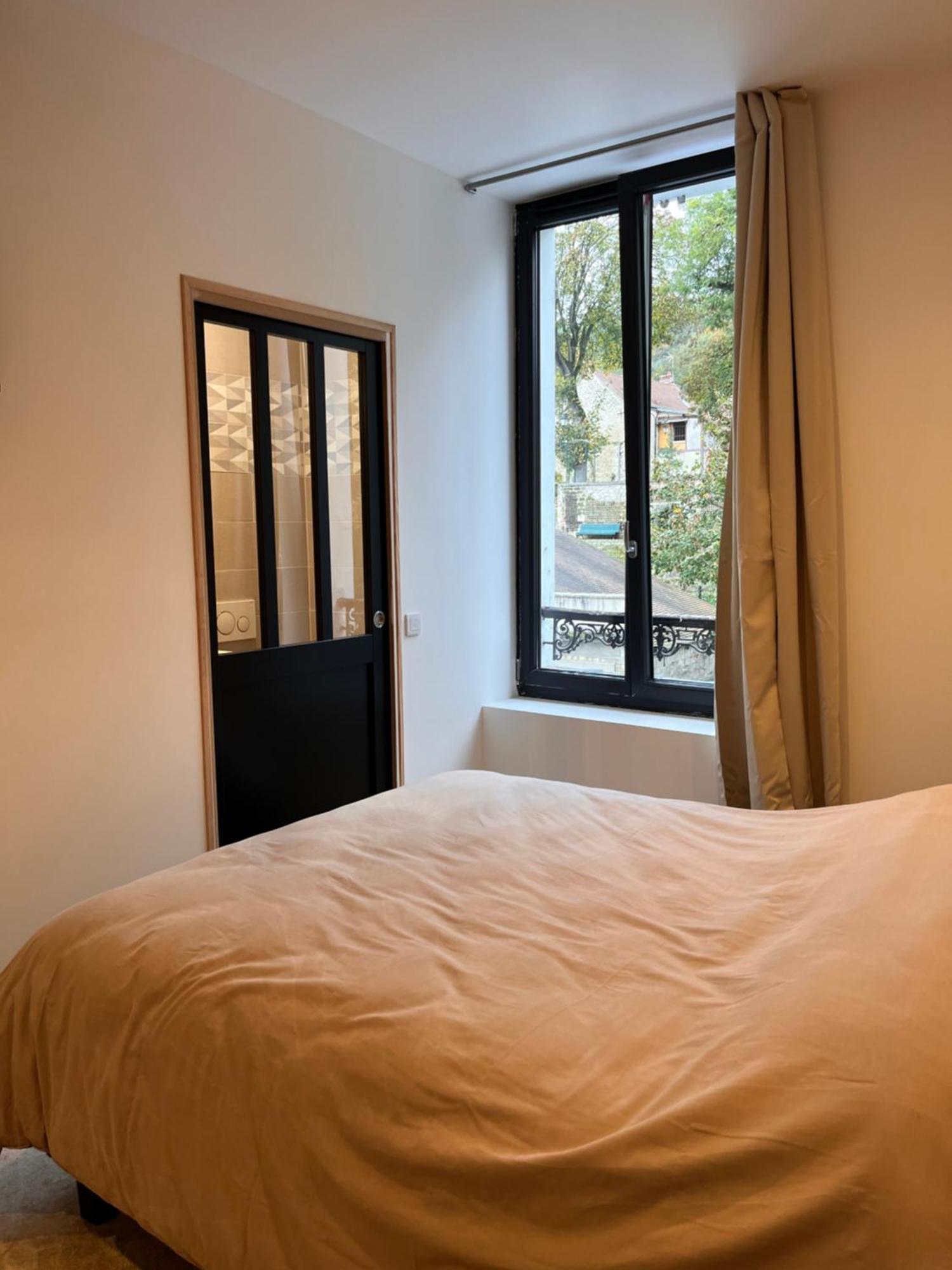 Hdg Hotel Gare De L'Isle Adam Appart'S Hotel Parmain 外观 照片