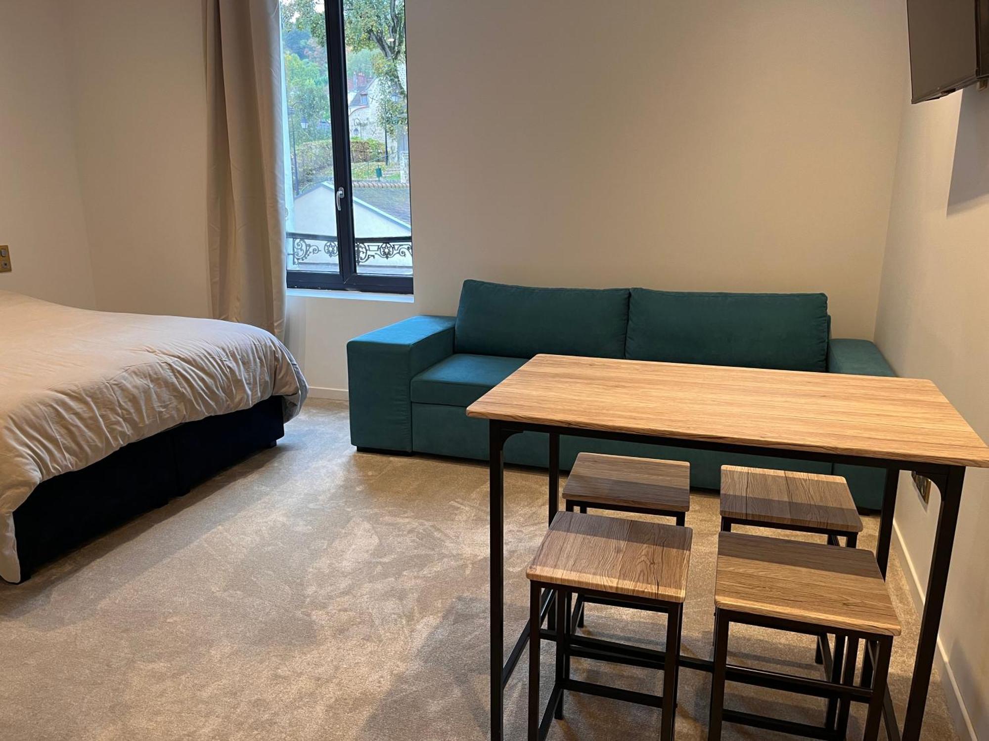 Hdg Hotel Gare De L'Isle Adam Appart'S Hotel Parmain 外观 照片