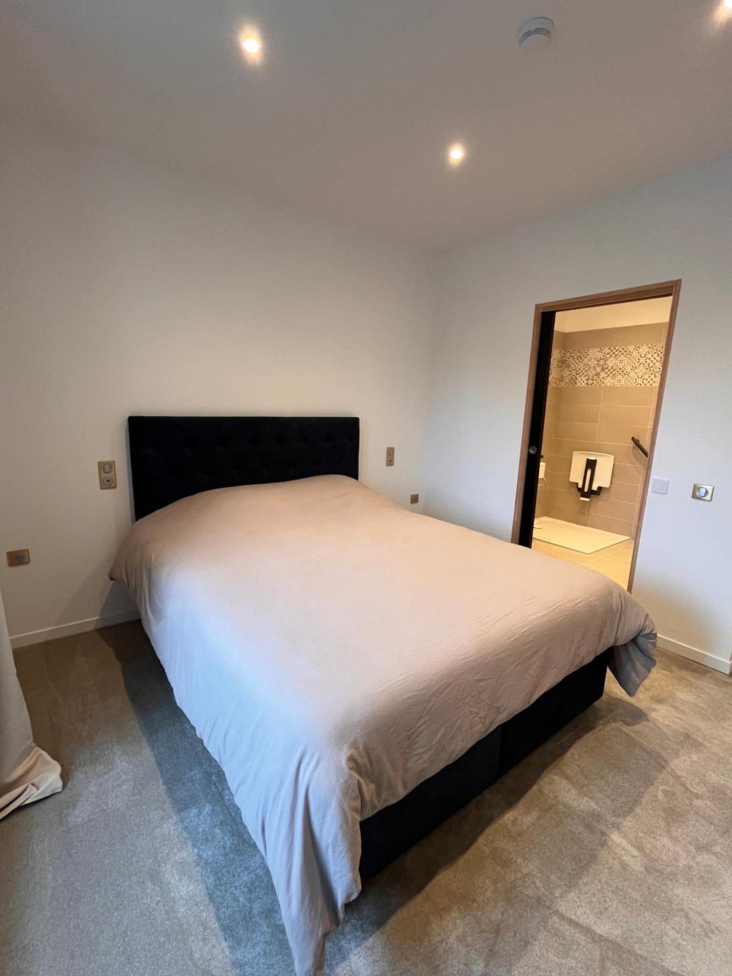 Hdg Hotel Gare De L'Isle Adam Appart'S Hotel Parmain 外观 照片